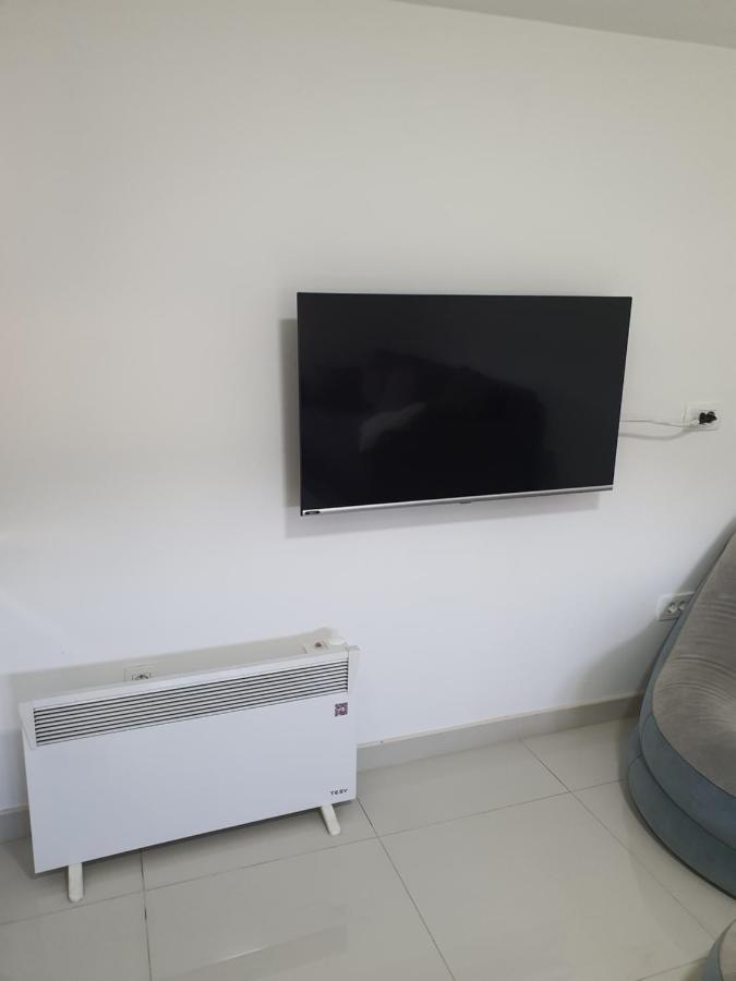 Apartman Tolosi 2 Podgoriţa Exterior foto