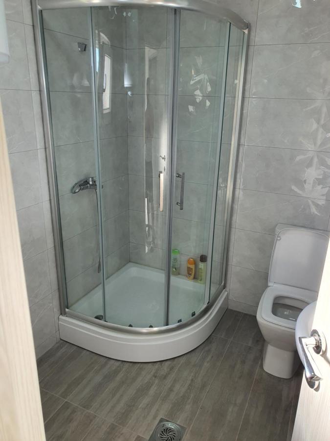 Apartman Tolosi 2 Podgoriţa Exterior foto
